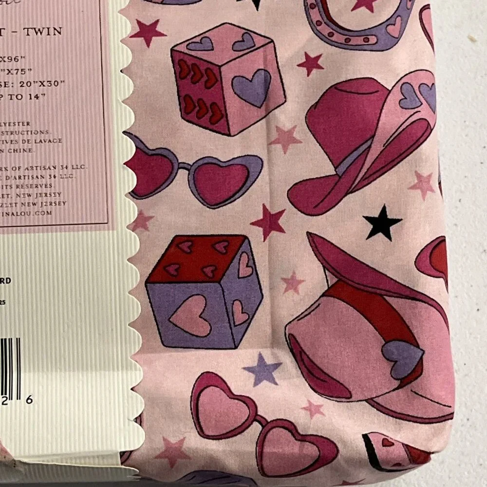Lumina Lou Twin Sheet‎ Set Pink Hearts Cowboy Boots Hat All Over Print Valentine